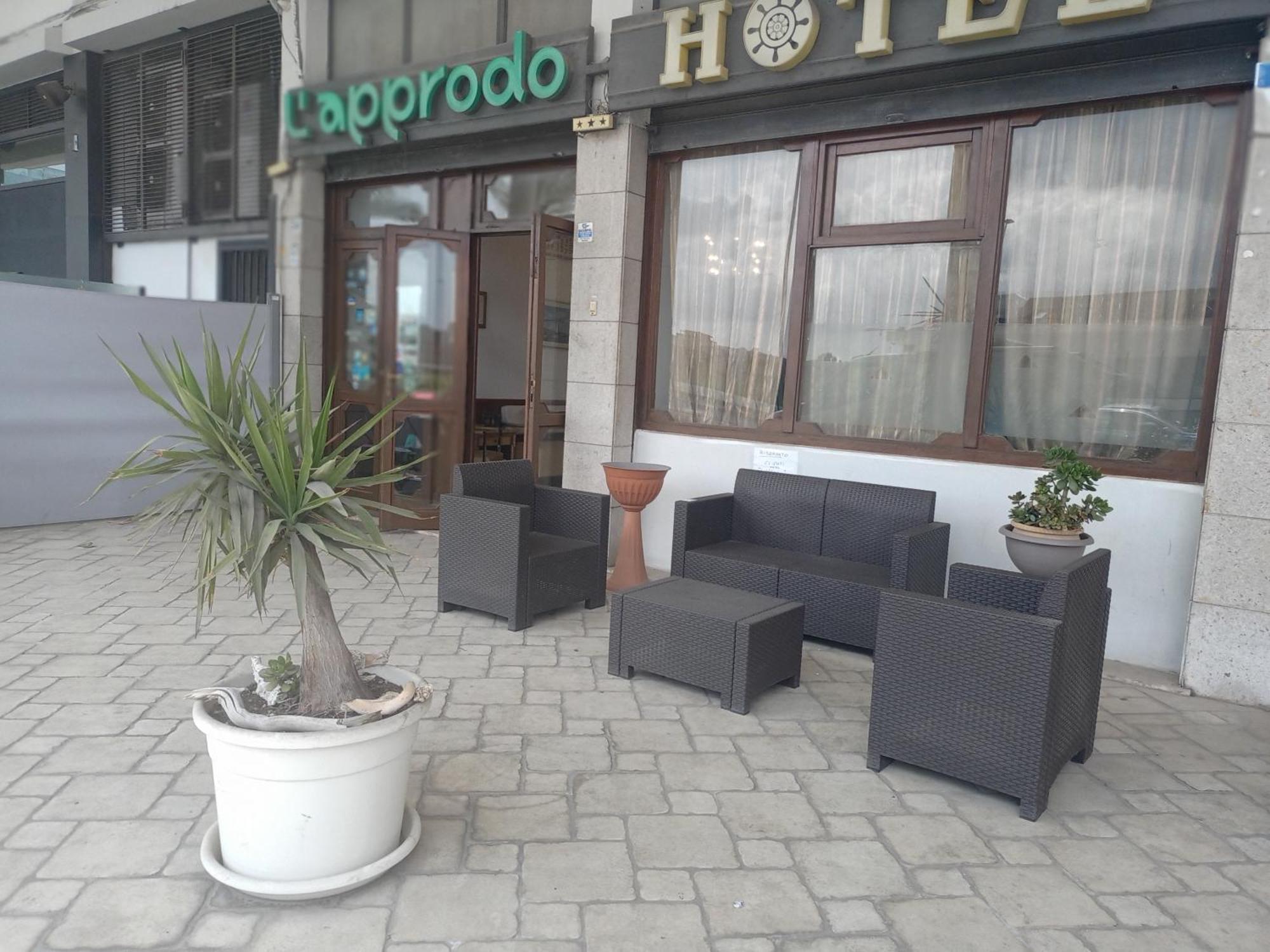 Hotel L'Approdo Brindisi Exterior foto